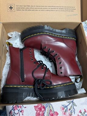 Dr. Martens Jadon Platform Boot - Cherry Red - Brand New in Box - Size 6